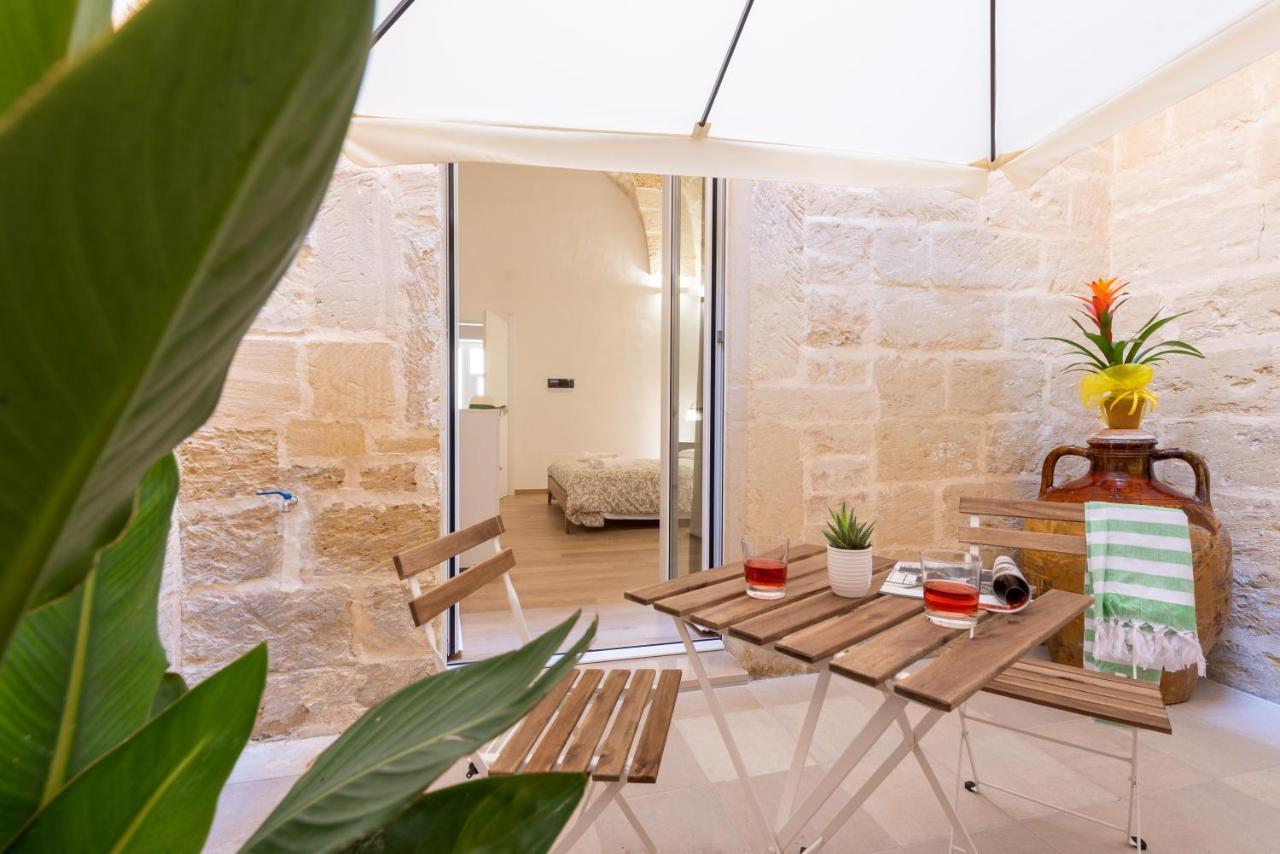 Dimora Le Volte Acomodação com café da manhã Lecce Exterior foto